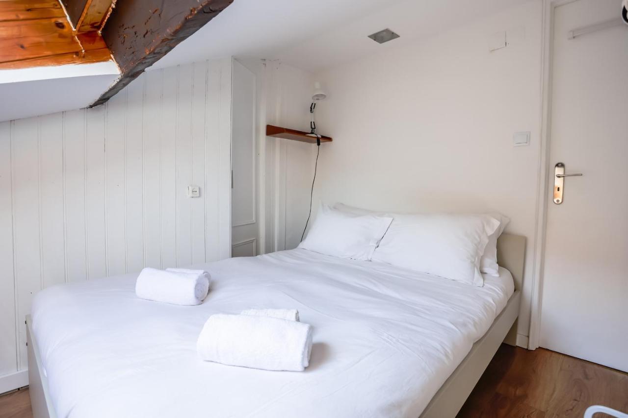 Cozy 3 Bedroom Apt In Lively Bairro Alto Lisboa Extérieur photo
