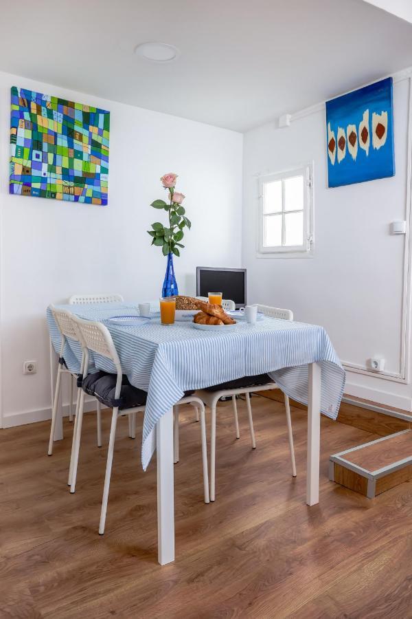 Cozy 3 Bedroom Apt In Lively Bairro Alto Lisboa Extérieur photo