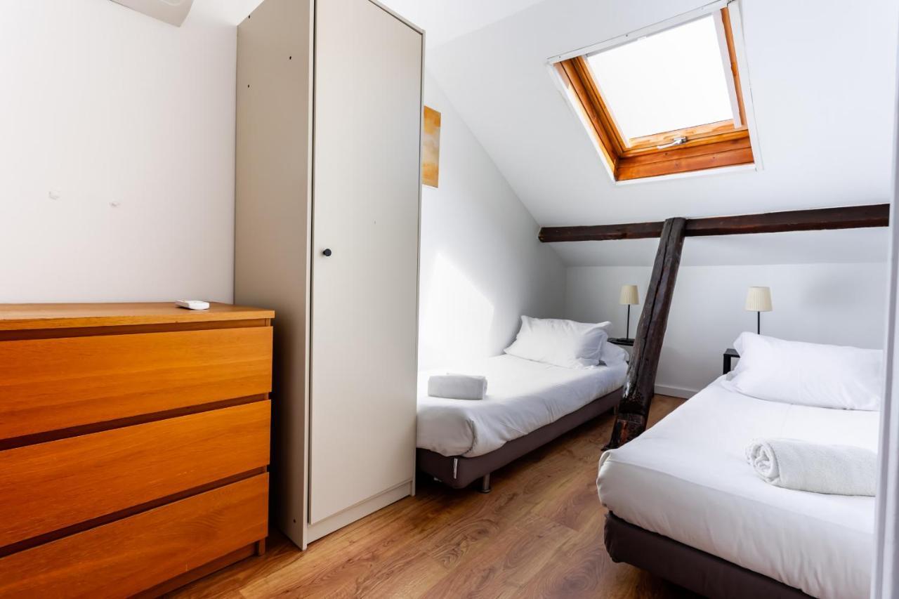 Cozy 3 Bedroom Apt In Lively Bairro Alto Lisboa Extérieur photo